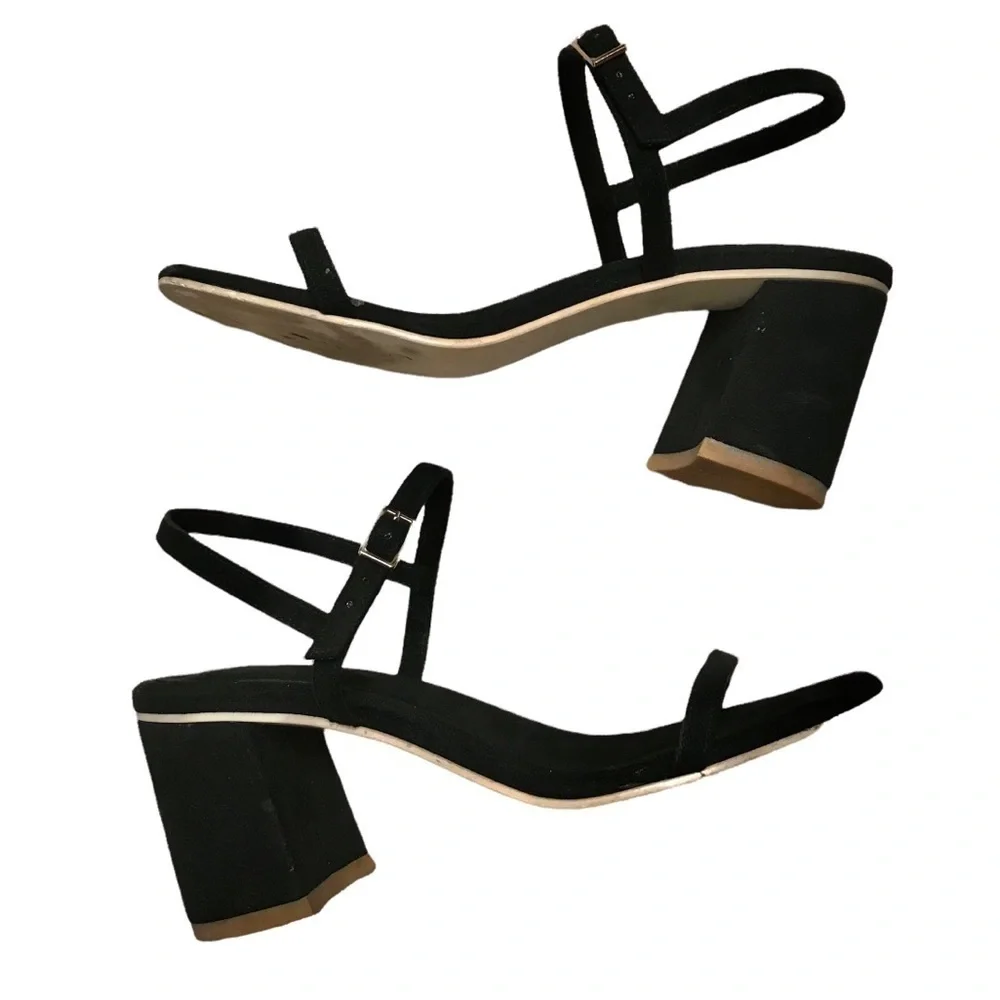 Rafa Black Simple Block Heel Sandal in Sloe US 7